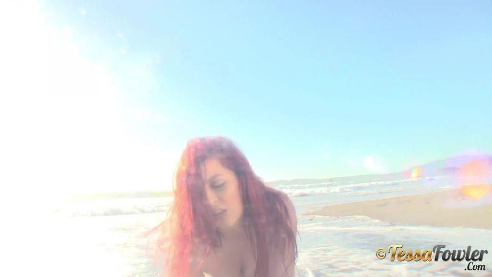 Tessa Fowler in Shoreline Bikini 2