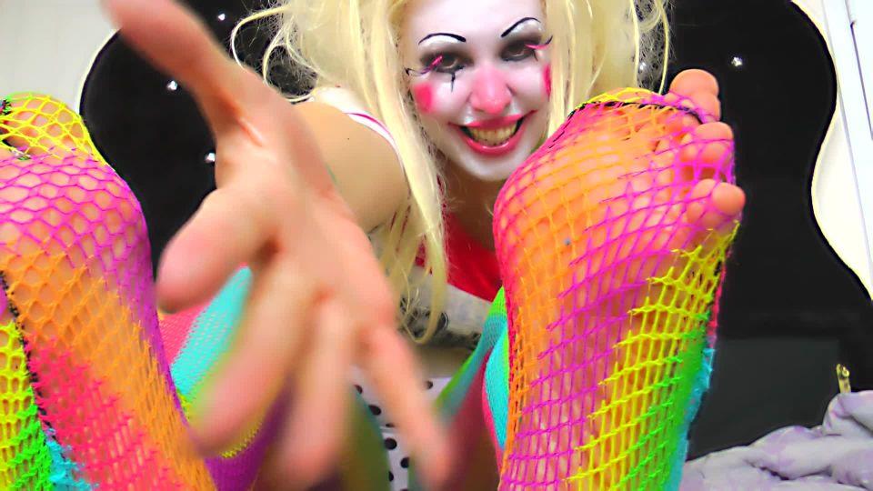 Kitzi Klown – Total Clown Worship