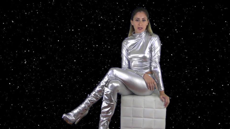 Princess Beverly – Deep Space With Beverly