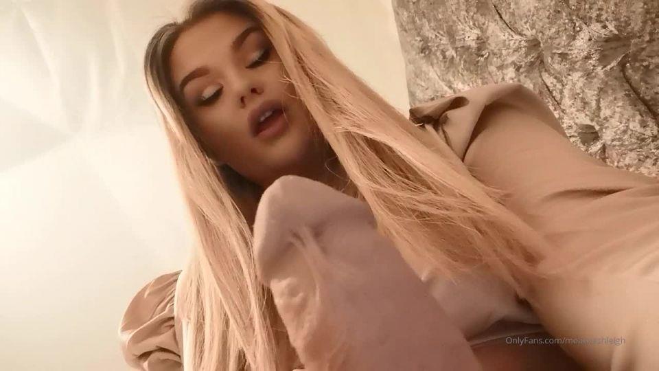 Princess Ashleigh 2020-01-14 On Your Knees And Suck This Cock Faggot. Video