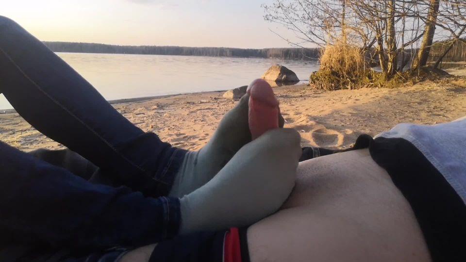 Public Footjob And Socksjob On The Beach 1080p – Oksifootjob